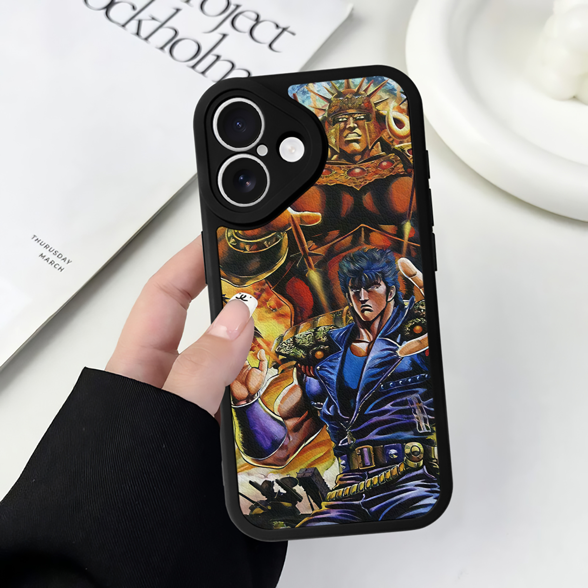 （画像用） 北斗の拳 Fist of the North Star 【iPhone 16シリーズ対応】シリコンスマホケース（レザー調） 材質：シリコン